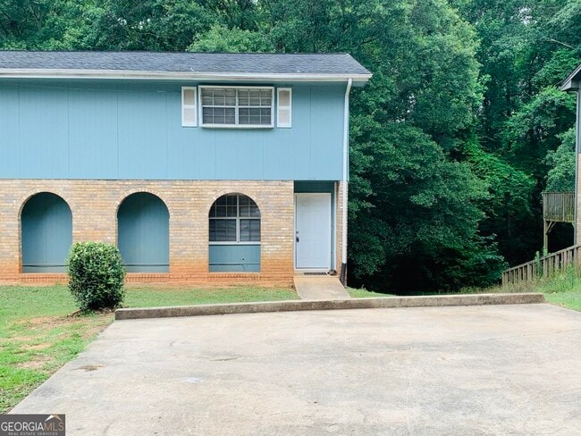 1069 Laurel Ln NW in Conyers, GA - Building Photo - Building Photo