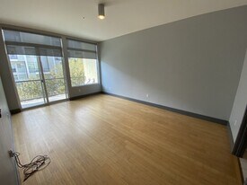 2735 W Pebble Rd in Las Vegas, NV - Building Photo