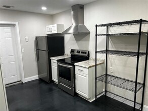2117 Bonneville Dr in Orlando, FL - Building Photo - Building Photo