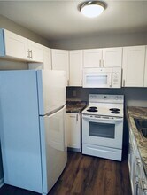 BC - Broadbay Crossings in Winston-Salem, NC - Foto de edificio - Interior Photo