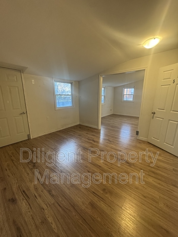 property at 612 Romaine St