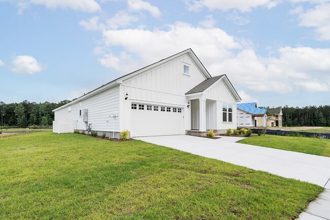 192 Dendron Dr in Richmond Hill, GA - Building Photo - Building Photo
