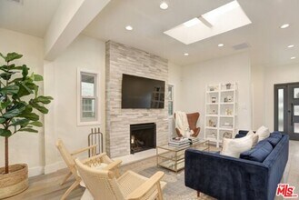 9039 Norma Pl in West Hollywood, CA - Building Photo - Building Photo