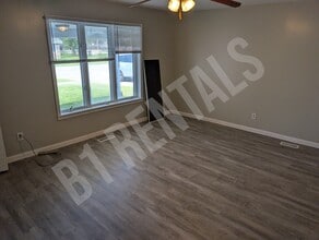 337 East St in Seymour, IN - Building Photo - Building Photo