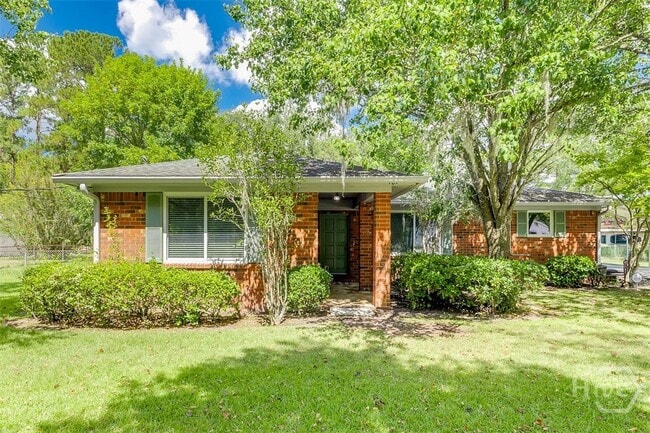 property at 104 W Moore St