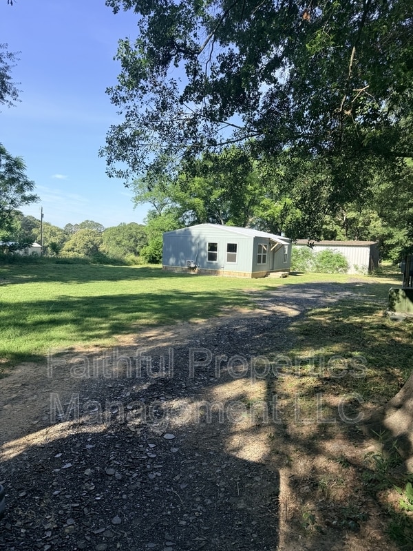 property at 13142 Big Oak Bay Rd