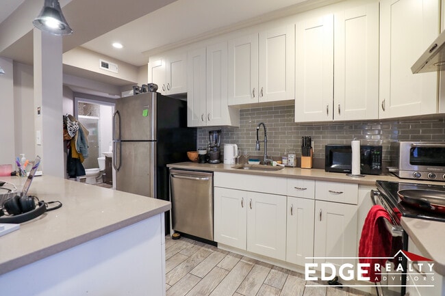 83 Linden St in Boston, MA - Building Photo - Building Photo