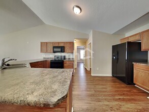 101 Calcite Dr in Greer, SC - Building Photo - Building Photo