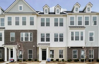 14514 Hanford Ln in Westfield, IN - Foto de edificio - Building Photo