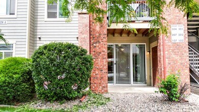 2133 Krisron Rd in Fort Collins, CO - Building Photo - Building Photo