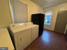 718 E Thayer St in Philadelphia, PA - Building Photo