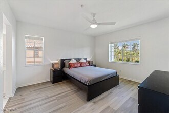 9060 Michael Cir in Naples, FL - Building Photo - Building Photo