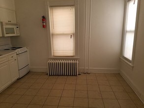 122 Cannon St-Unit -2 in Poughkeepsie, NY - Building Photo - Building Photo