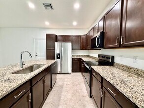 4093 S Longwood Lk Sq in Westlake, FL - Building Photo - Building Photo