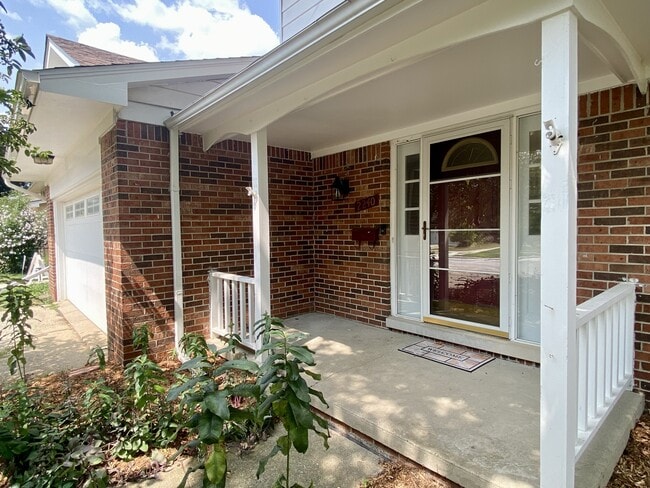 2240 Delaware Dr in Ann Arbor, MI - Building Photo - Building Photo