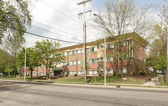 Abbot Manor Apartments