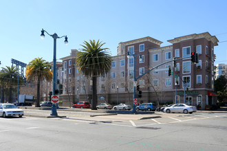 Steamboat Point Apartments in San Francisco, CA - Building Photo - Building Photo