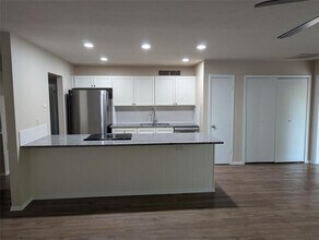 5114 Worley Dr in The Colony, TX - Foto de edificio - Building Photo