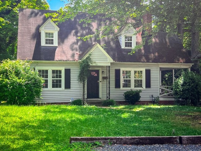 property at 125 Rosedale Cir