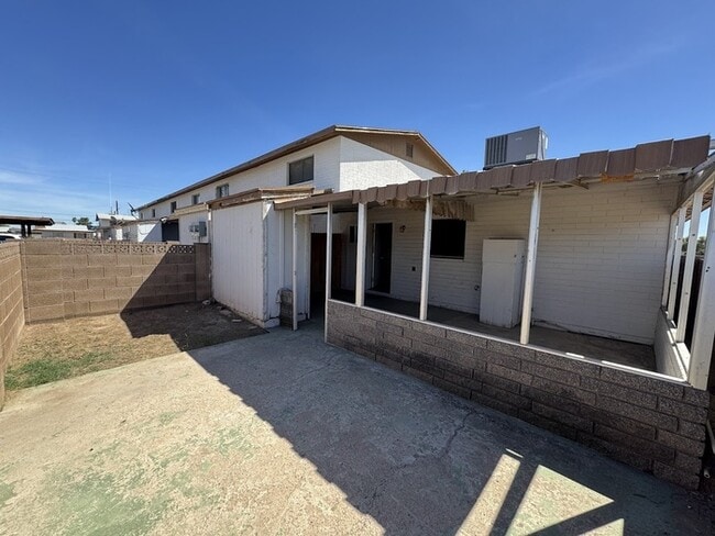 7135 W Coolidge St in Phoenix, AZ - Building Photo - Building Photo