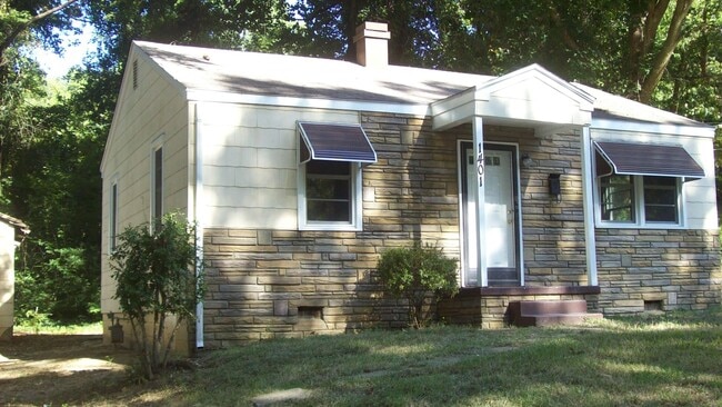 property at 1401 Bellevue St