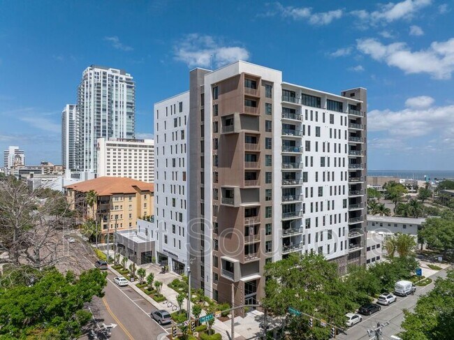 199 Dali Blvd in St. Petersburg, FL - Building Photo - Building Photo