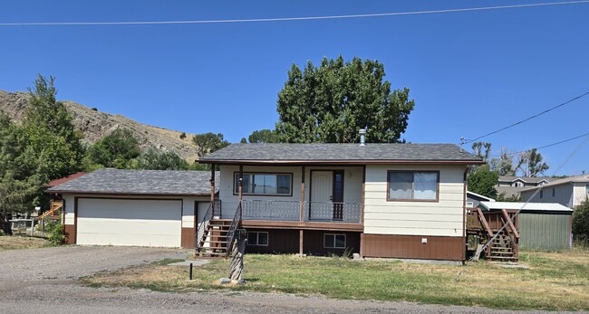 property at 1205 E Montana St