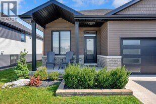248 Moonstone Cres in Chatham, ON - Building Photo