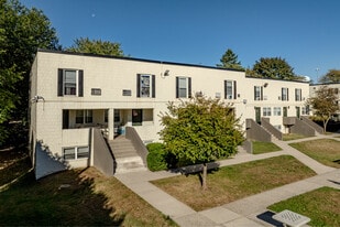 Highview Apartments in Spring Valley, NY - Building Photo