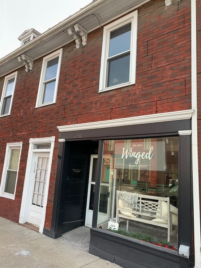 property at 118 W Bishop St