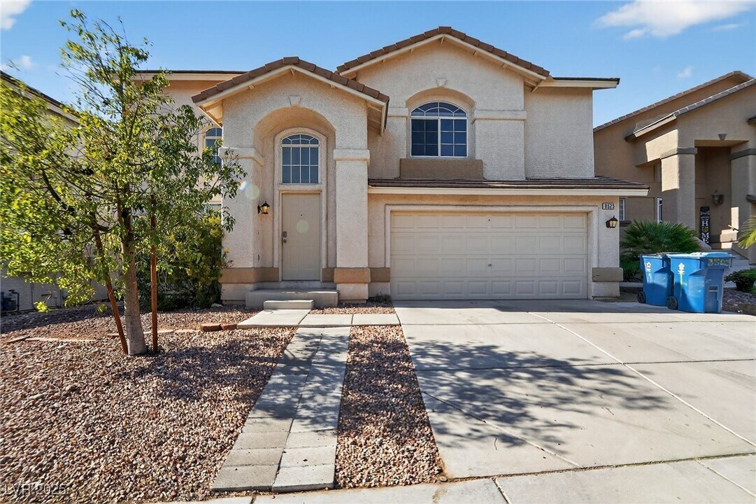 8525 Twinkling Topaz Ave in Las Vegas, NV - Building Photo