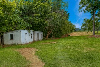 16003 Spielman Rd in Williamsport, MD - Building Photo - Building Photo