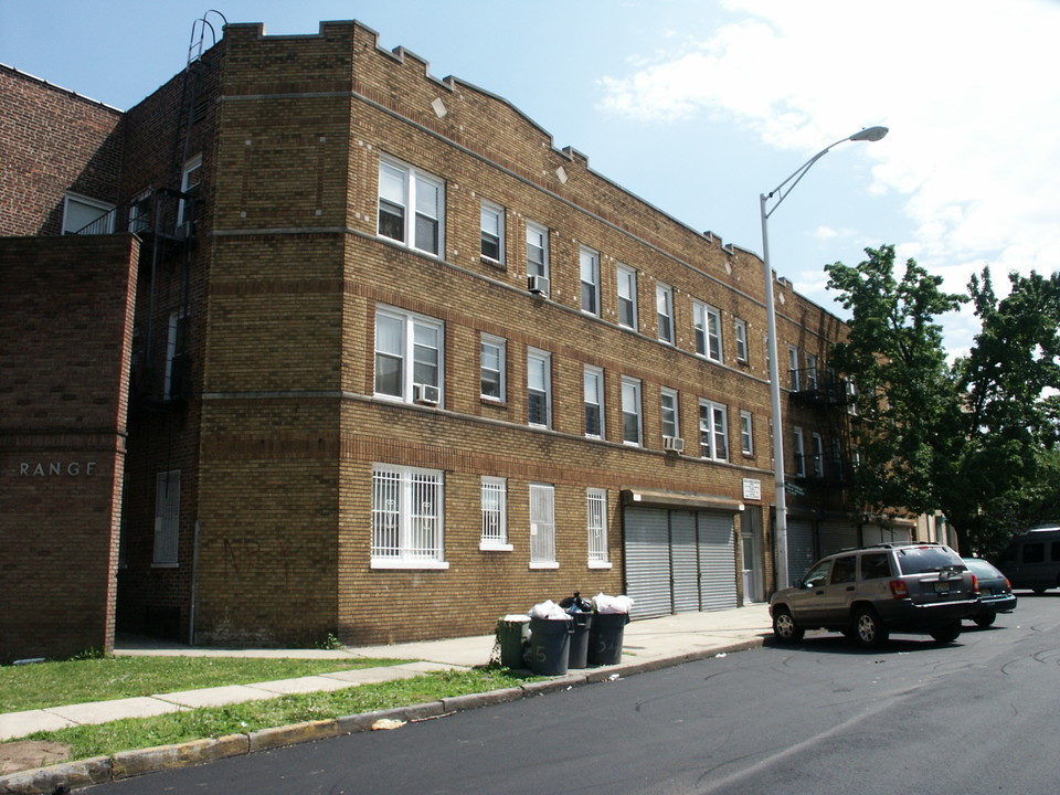 234 N 18th St in East Orange, NJ - Foto de edificio