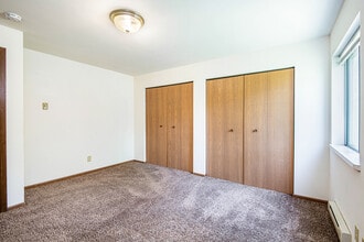 Ridgeview Heights Apartments in Madison, WI - Foto de edificio - Interior Photo