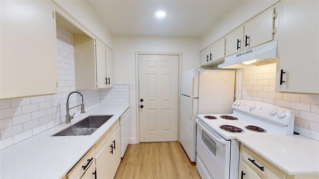 614 W Heard St in Cleburne, TX - Building Photo - Building Photo