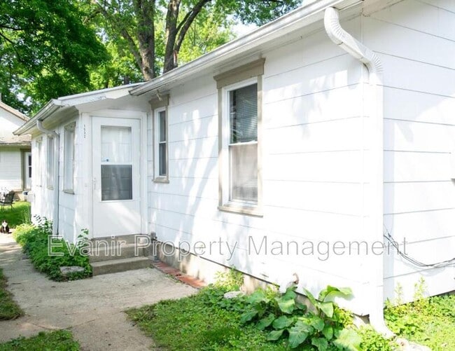 property at 1532 Bowman Ave