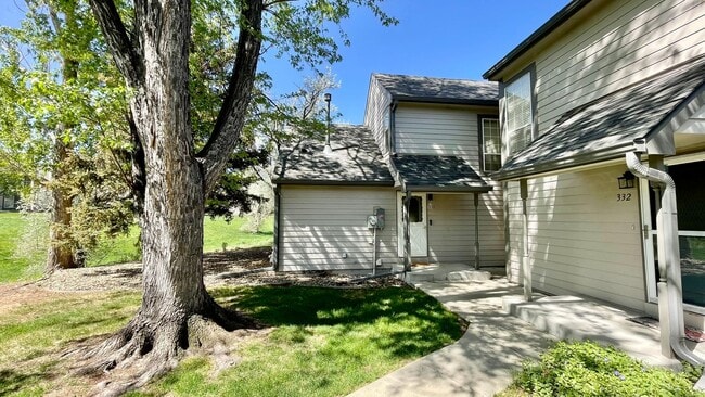 property at 330 Cobblestone Dr