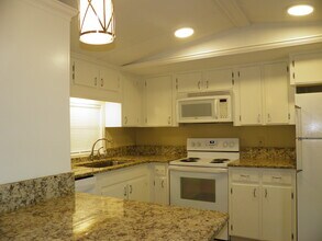 804 Gibson Rd in Fort Walton Beach, FL - Building Photo - Building Photo
