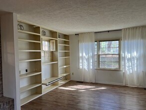 111 Keller St in Morganton, NC - Building Photo - Building Photo