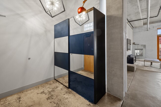 101 N Tejon St in Colorado Springs, CO - Foto de edificio - Building Photo