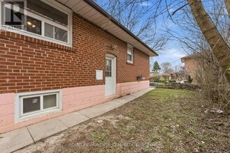 116 Shaftesbury St in Toronto, ON - Building Photo - Building Photo