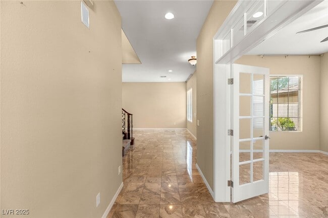 property at 17 Morninglow Pass