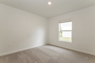 1370 Inkberry Cir in DeLand, FL - Building Photo - Building Photo