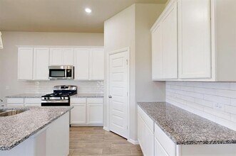 1704 Gulin St in Royse City, TX - Building Photo - Building Photo