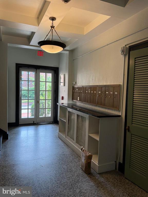 2527 Q St NW in Washington, DC - Building Photo - Building Photo