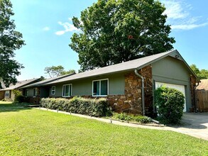 601 Rosewood Ct in Claremore, OK - Building Photo - Building Photo