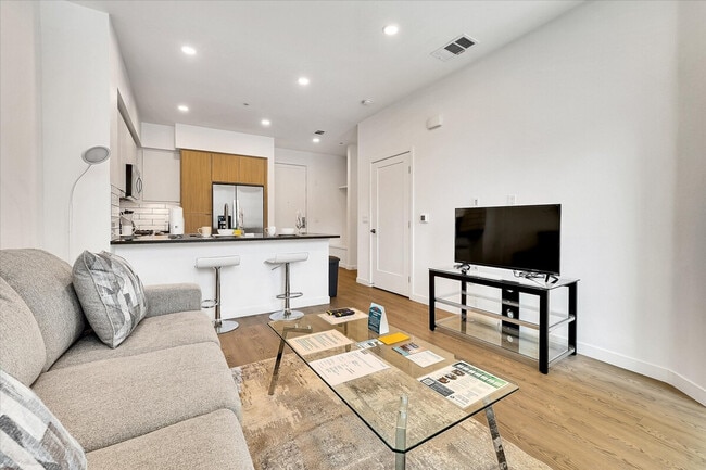 593 Camino De La Reina, Unit SI ID1343832P