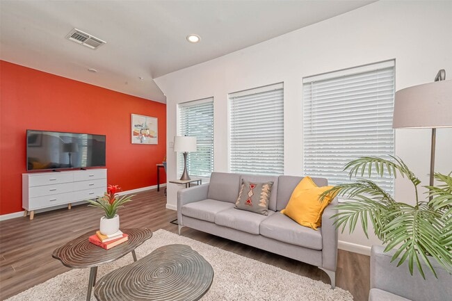 property at 1924 Calumet St