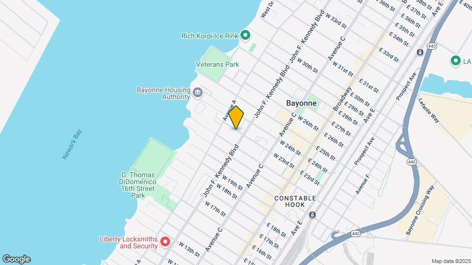120 W 23rd St Mapa y Detalles de la Ubicación