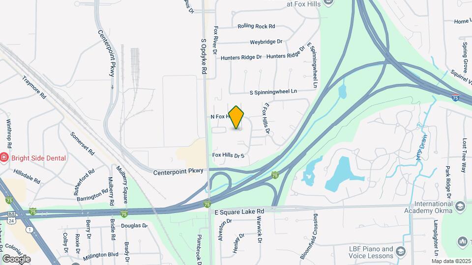 485 N Fox Hills Dr Map and Location Details